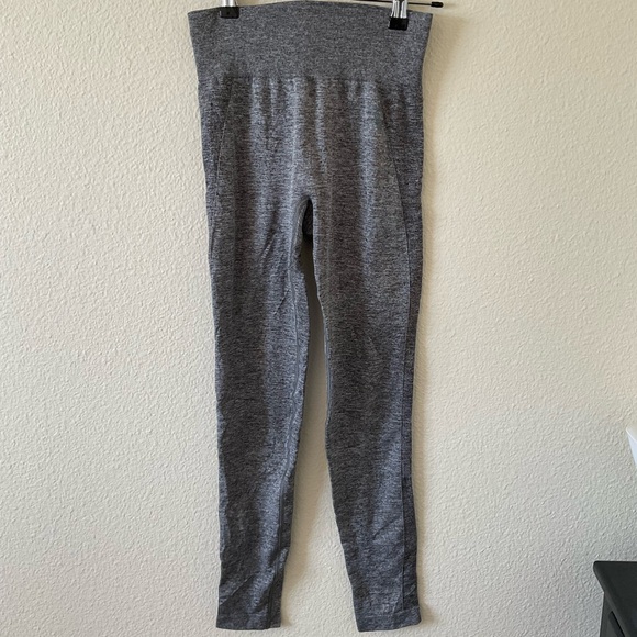Gymshark dark gray leggings, excellent condition - Picture 1 of 8